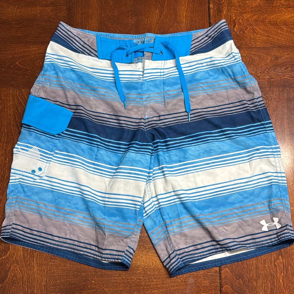 Mens Under Armour Swim Shorts Blue White and Gray - Size 32